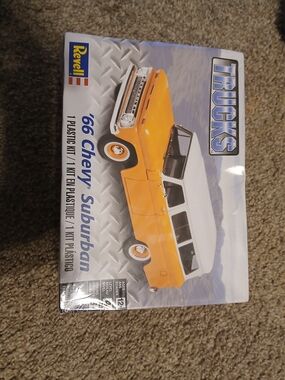 Revell '66 Chevy Suburban Kids Model Kit - Orange & White